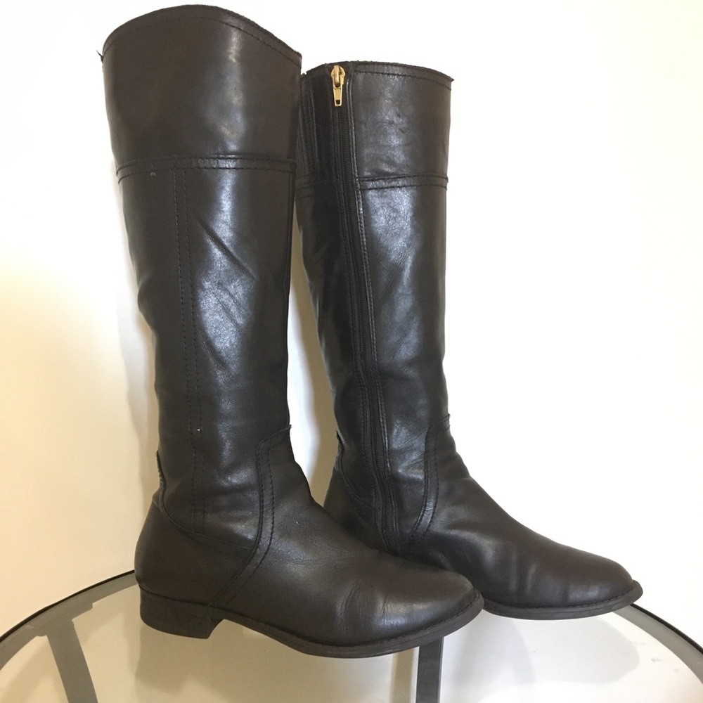 Soft leather black boots